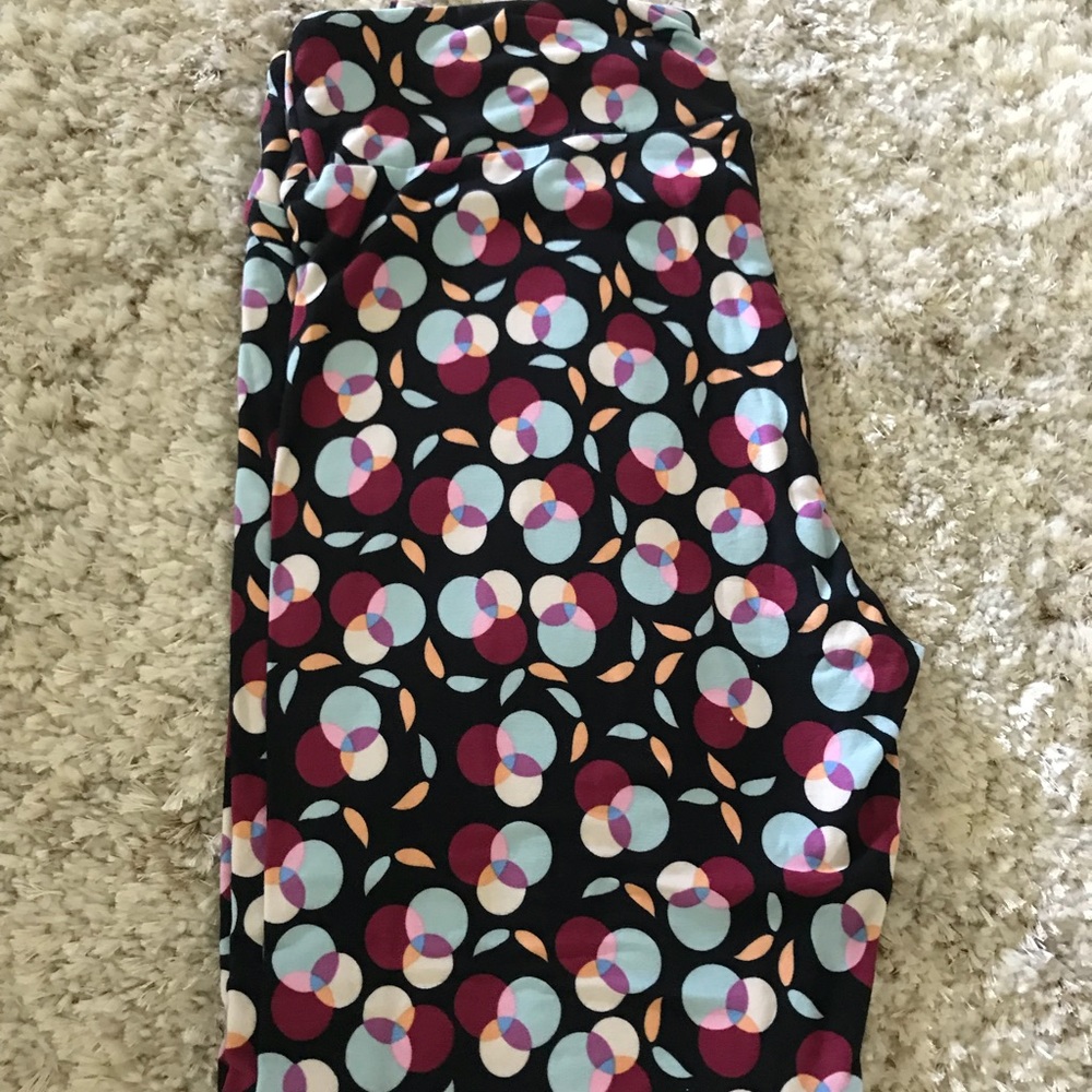 LuLaRoe Leggings *NWOT*